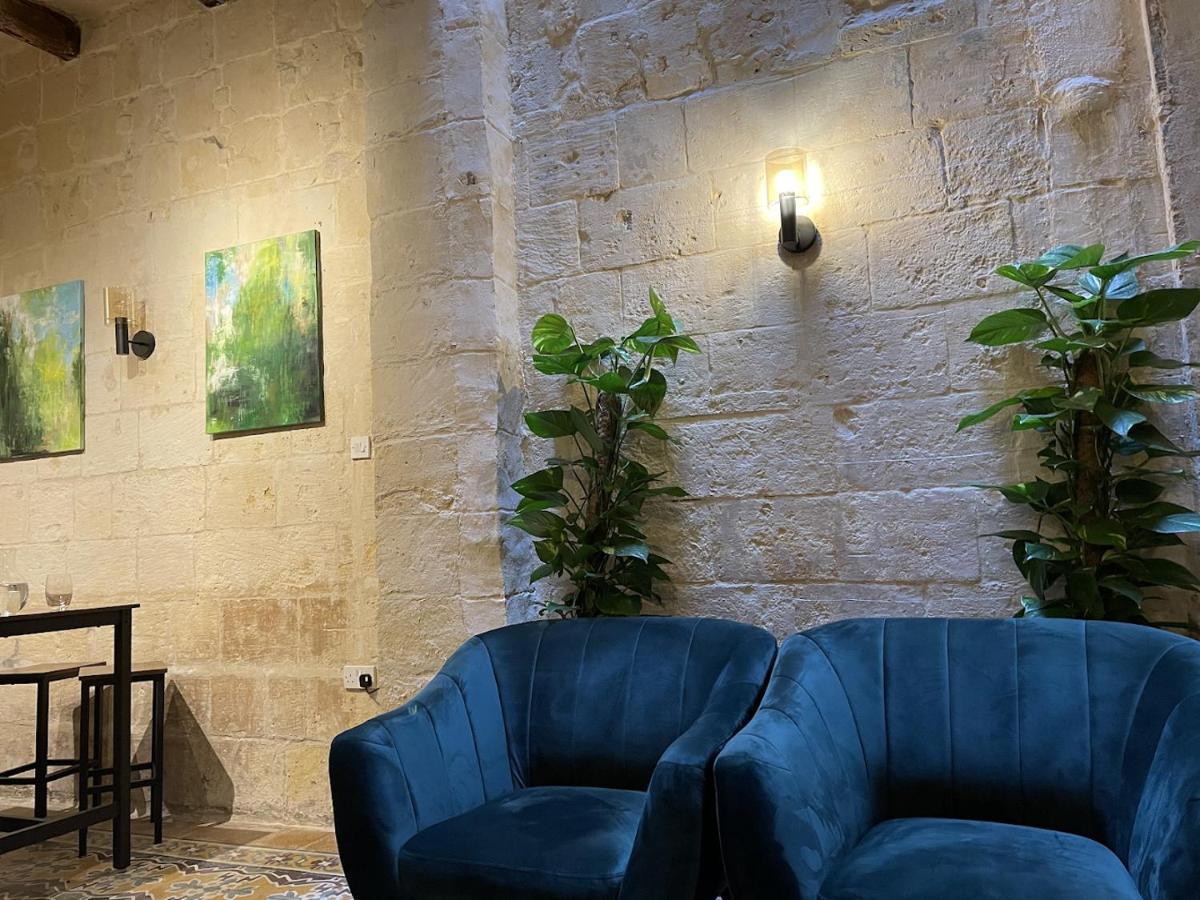فاليتا Babel Suites المظهر الخارجي الصورة