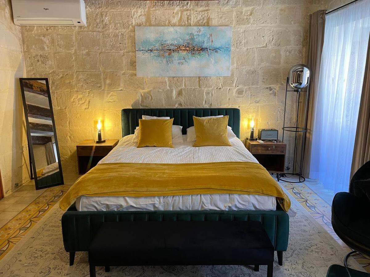 فاليتا Babel Suites المظهر الخارجي الصورة